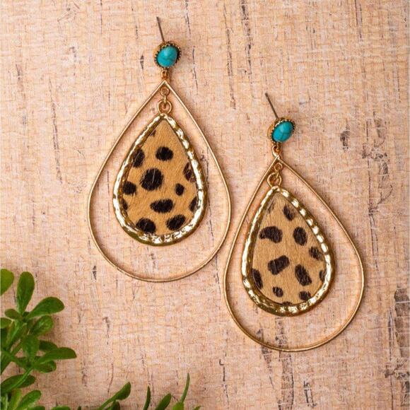 Little Dolly, Little Beth Leopard Double Teardrop Stud Earrings - Picture 1 of 2
